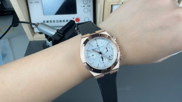 Vacheron Constantin Overseas 5500V Rose Gold