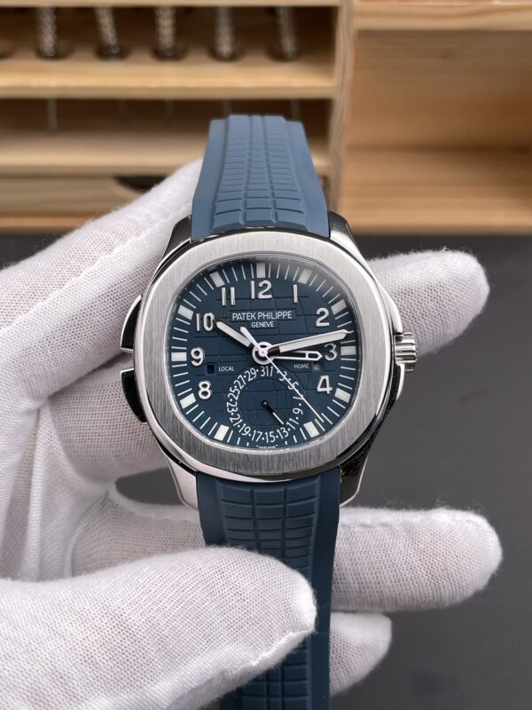 Patek Philippe Aquanaut 5164 Blue