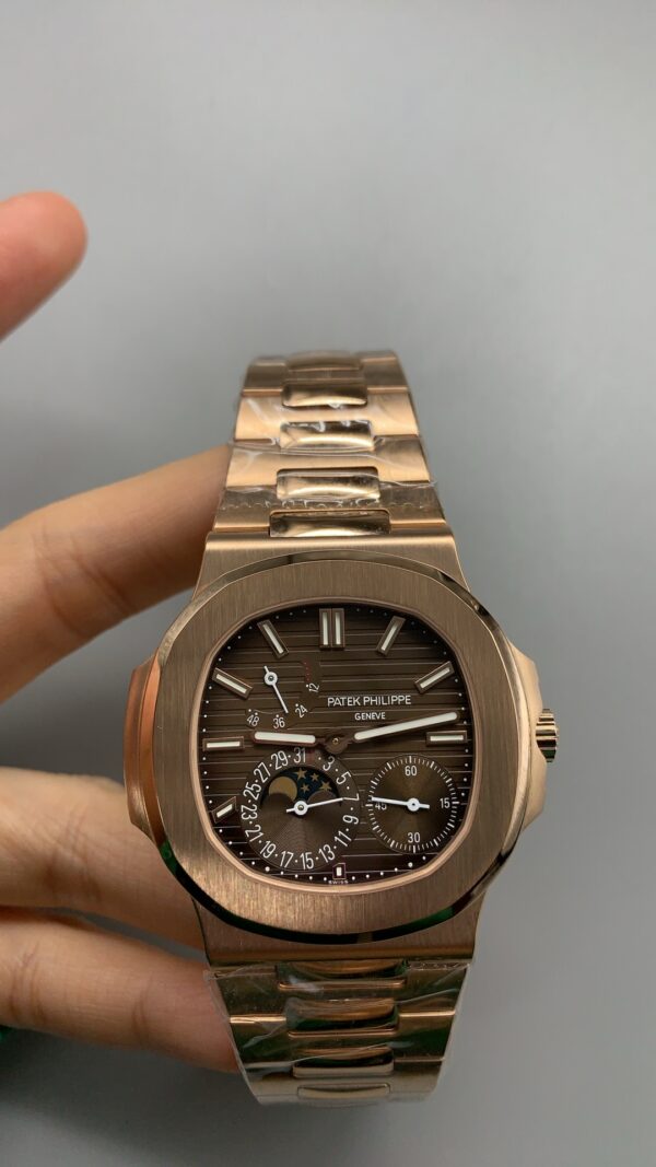 Patek Philippe Nautilus 5712 Rose Gold
