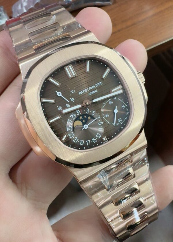 Patek Philippe Nautilus 5712 Rose Gold