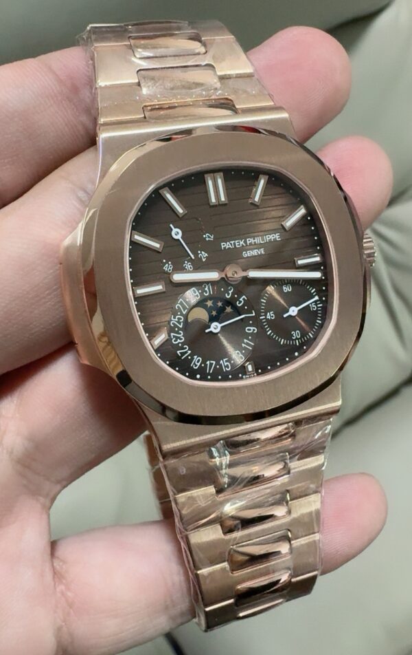 Patek Philippe Nautilus 5712 Rose Gold