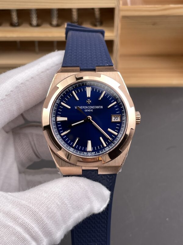 Vacheron Constantin Overseas 4500V Blue