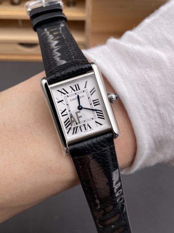 i1766515153288_2464_0_7-3.jpg Cartier Tank (TANK)