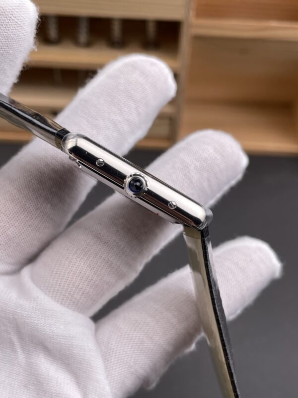 i1766515170498_116_0_8-3.jpg Cartier Tank (TANK)