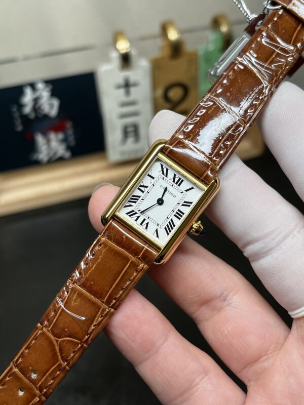 Cartier Tank (TANK) Yellow Gold