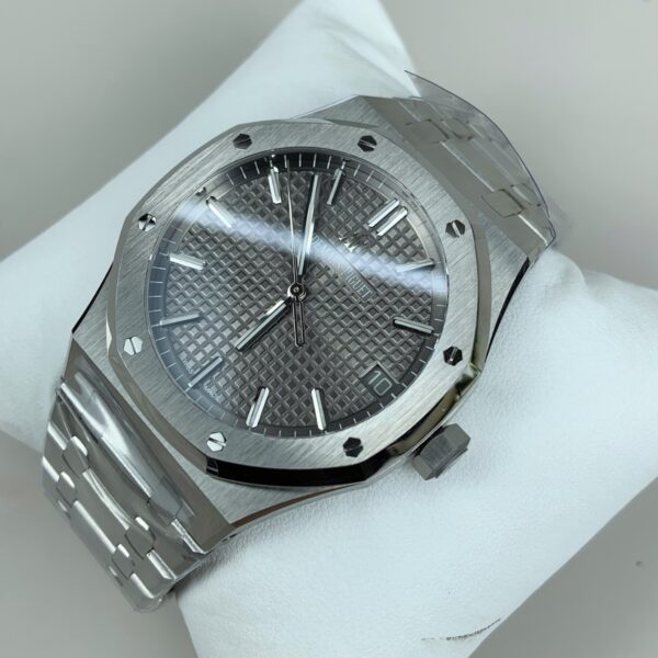 Audemars Piguet Royal Oak 15500 Gray