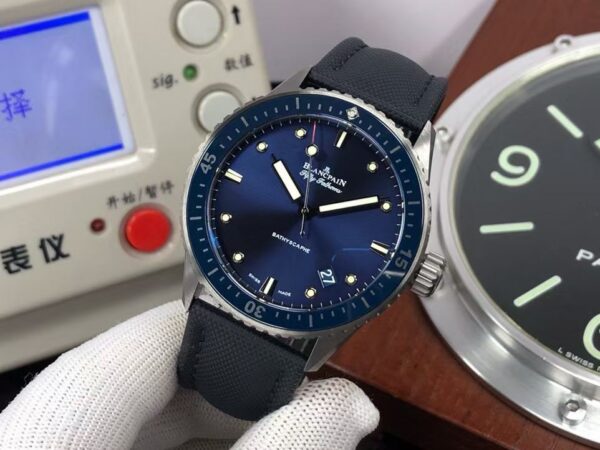 Blancpain Fifty Fathoms 5000-0240 Blue
