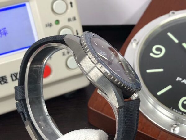 Blancpain Fifty Fathoms 5000-0240 Blue