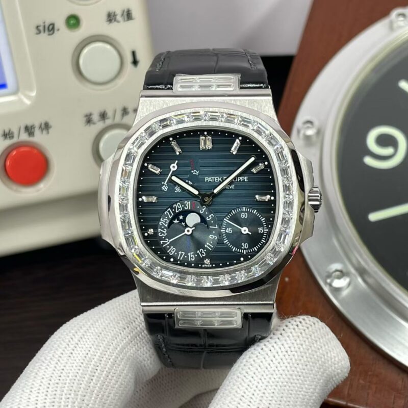 Patek Philippe Nautilus 5724G-001 Blue