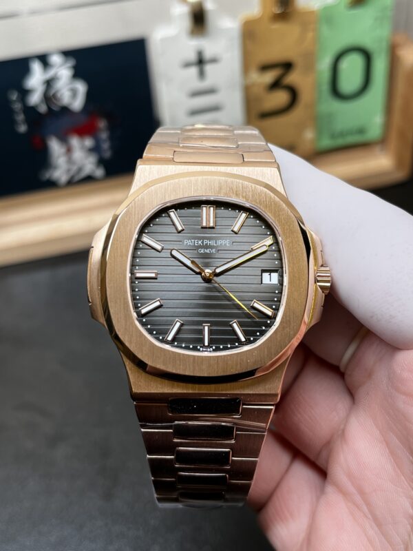 Patek Philippe Nautilus 5711 Rose Gold