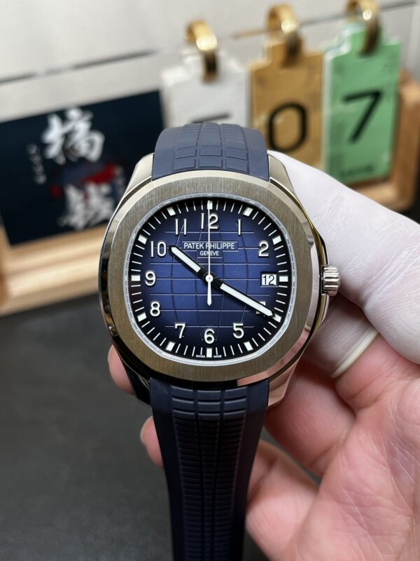 Patek Philippe Aquanaut (AQUANAUT) Blue