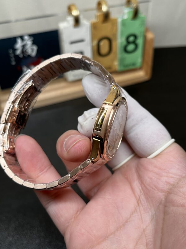 i1767825891358_8514_0_2-1.jpg Patek Philippe Nautilus (NAUTILUS)