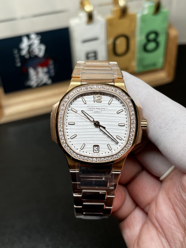 i1767825891374_9835_0_0-1.jpg Patek Philippe Nautilus (NAUTILUS)