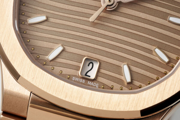 Patek Philippe Nautilus 7118 White