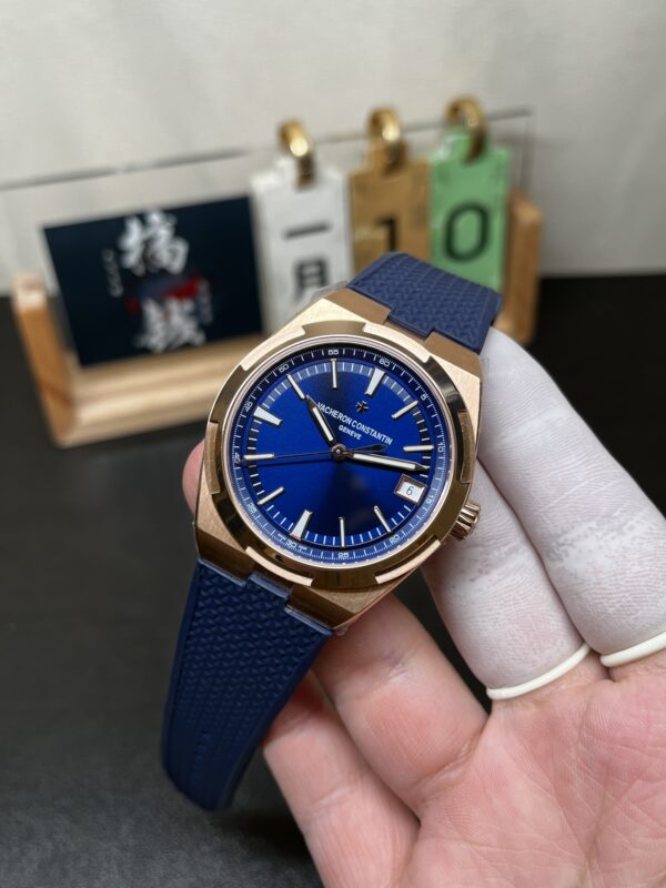 Vacheron Constantin Overseas 4500V Blue