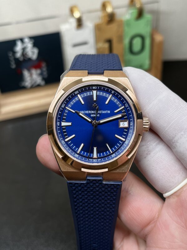 Vacheron Constantin Overseas 4500V Blue
