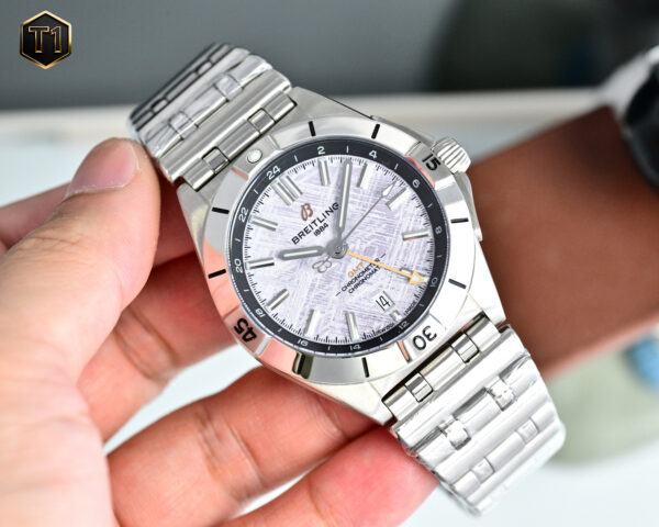Breitling GMT-Master II (GMT-MASTER) Red