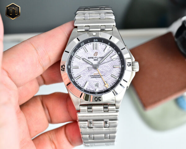 Breitling GMT-Master II (GMT-MASTER) Red