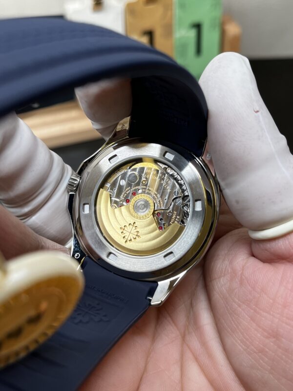 Patek Philippe Aquanaut (AQUANAUT) Blue