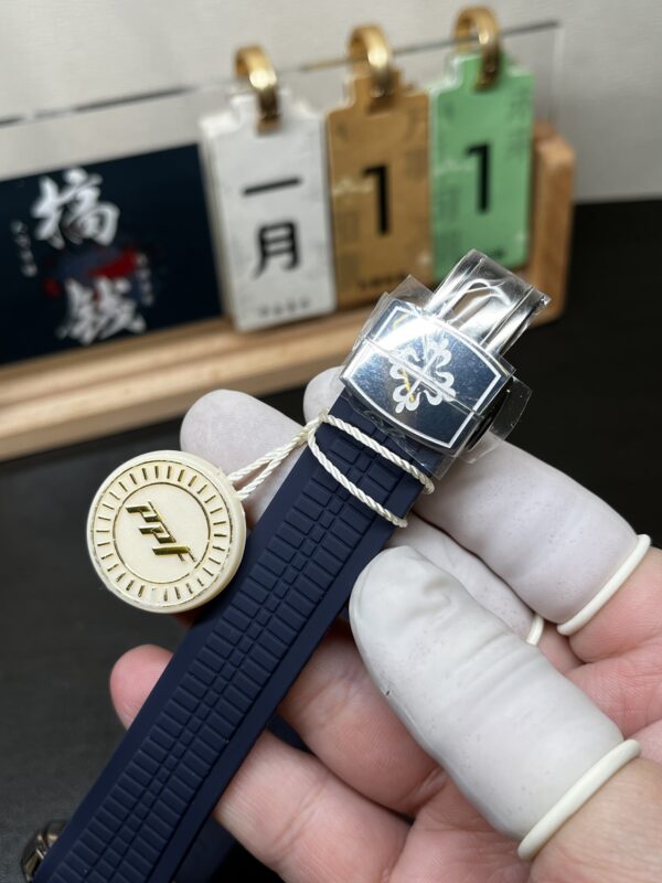 Patek Philippe Aquanaut (AQUANAUT) Blue