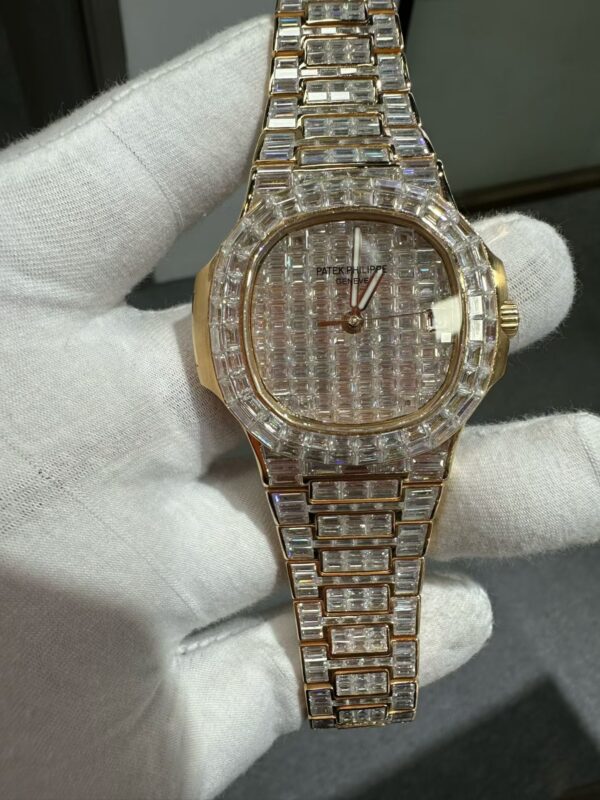i1768291603499_5700_0_0-1.jpg Patek Philippe Nautilus (NAUTILUS)