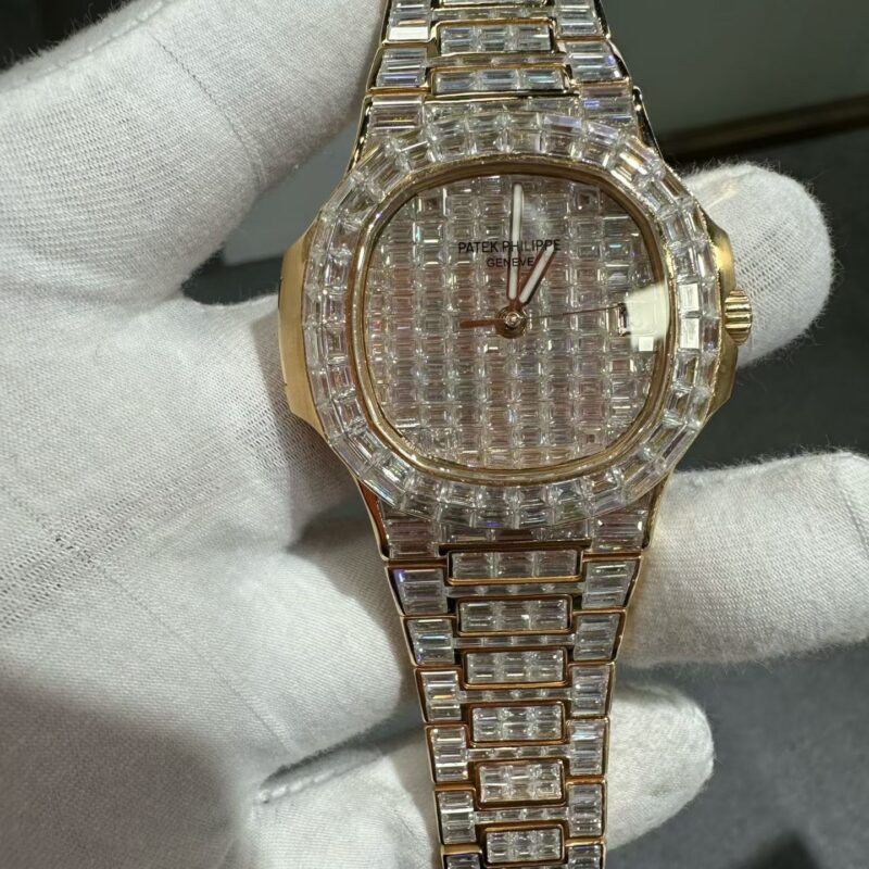 i1768291603499_5700_0_0-1.jpg Patek Philippe Nautilus (NAUTILUS)