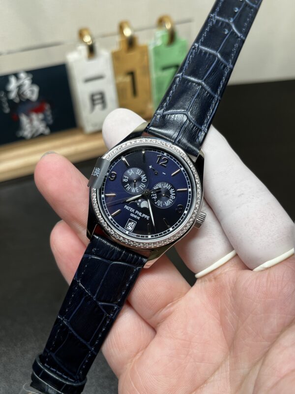 Patek Philippe Watch (COMPLICATIONS)