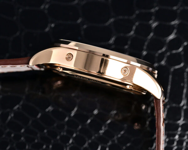 Jaeger-LeCoultre Master Control (COMPLICATIONS)