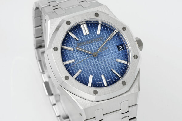 Audemars Piguet Royal Oak 15500 White
