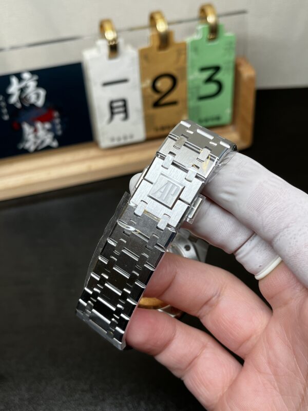 i1769156191021_1409_0_4-1.jpg Audemars Piguet Royal Oak 15510