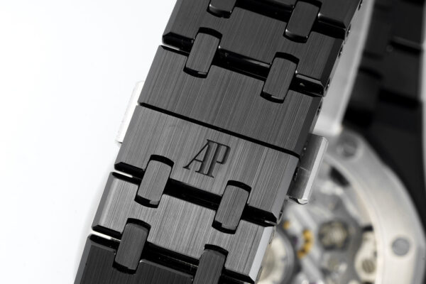 Audemars Piguet Royal Oak 26240