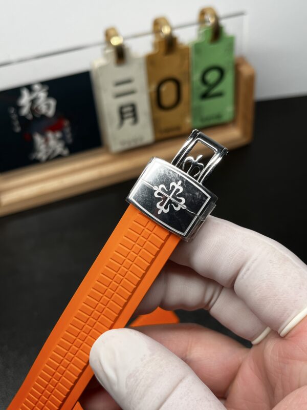 Patek Philippe Aquanaut (AQUANAUT)