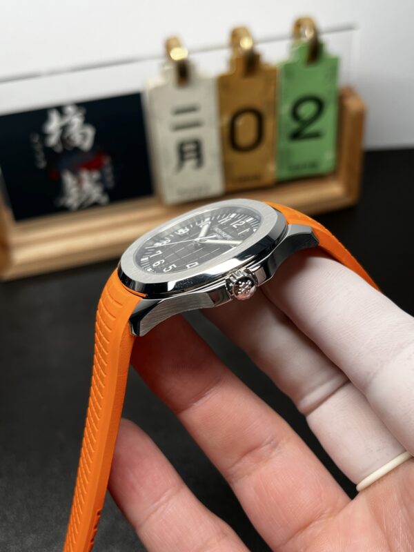 Patek Philippe Aquanaut (AQUANAUT)