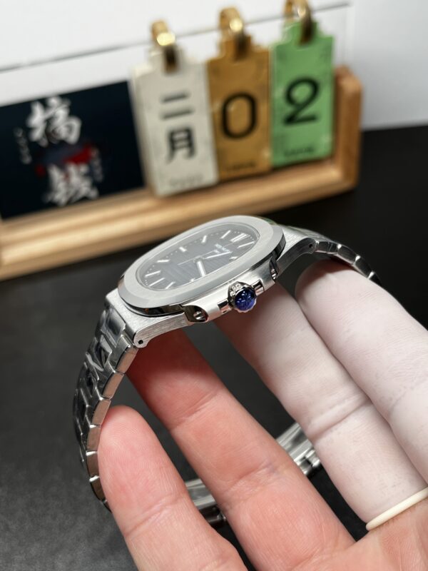 i1770028486108_867_0_1-1.jpg Patek Philippe Nautilus (NAUTILUS)