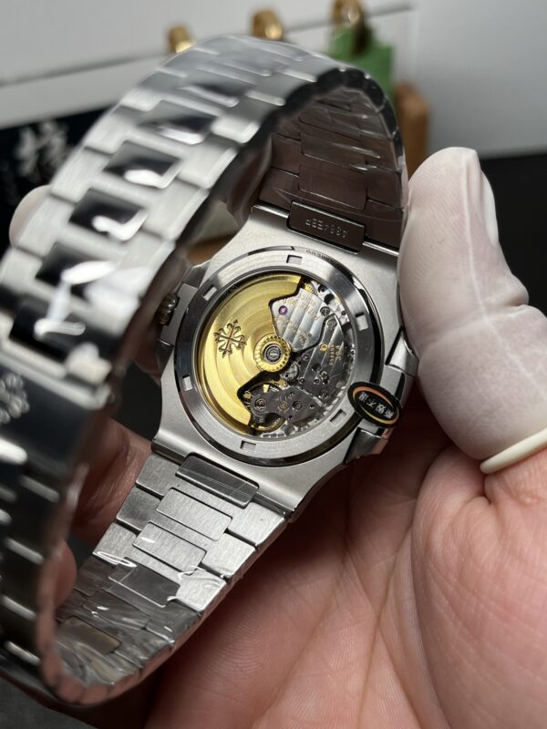 i1770028487155_4740_0_3-1.jpg Patek Philippe Nautilus (NAUTILUS)