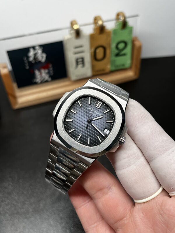 i1770028487212_4579_0_5-1.jpg Patek Philippe Nautilus (NAUTILUS)