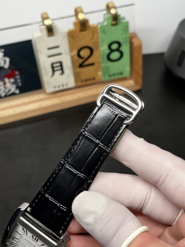 i1772220025574_1410_0_3-1.jpg Cartier Tank (TANK)