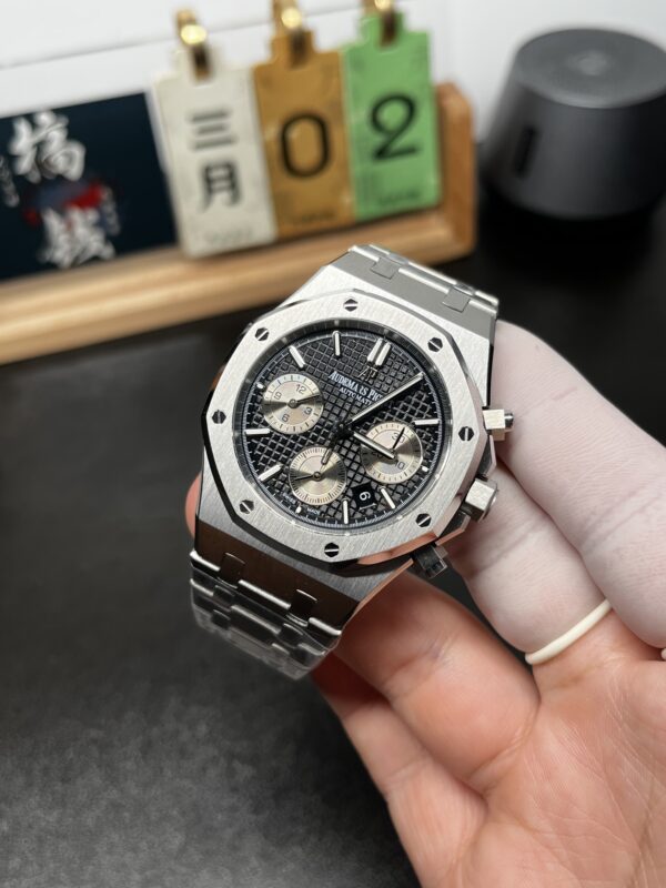 Audemars Piguet Watch 26331