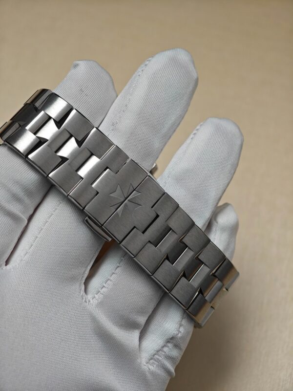 Vacheron Constantin Overseas 4500V Blue