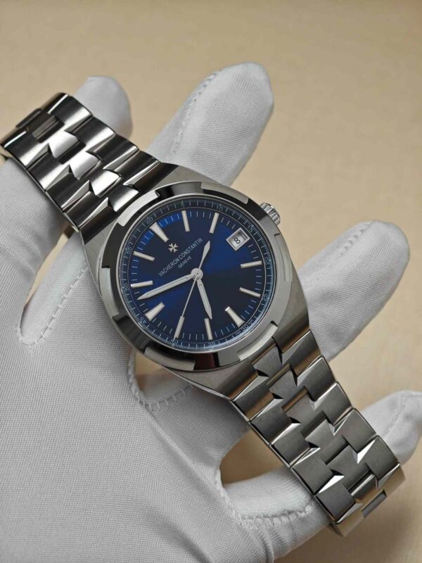 Vacheron Constantin Overseas 4500V Blue