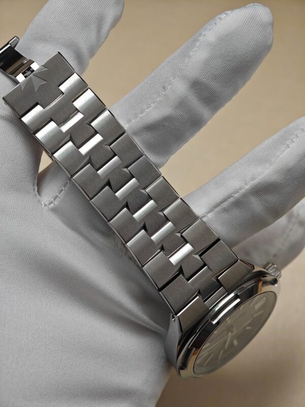 Vacheron Constantin Overseas 4500V Blue