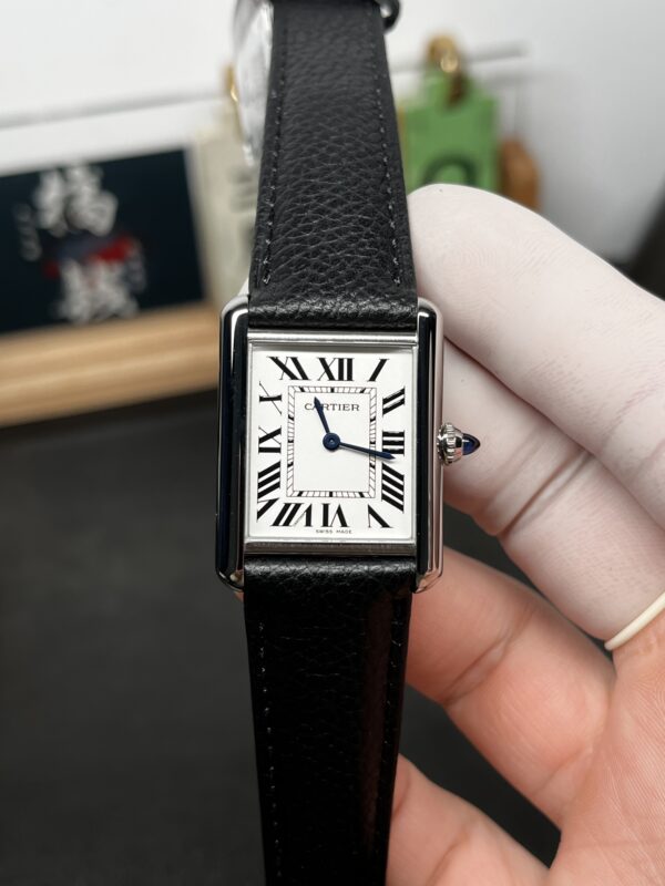 i1773071889437_5365_0_0.jpg Cartier Tank (TANK)