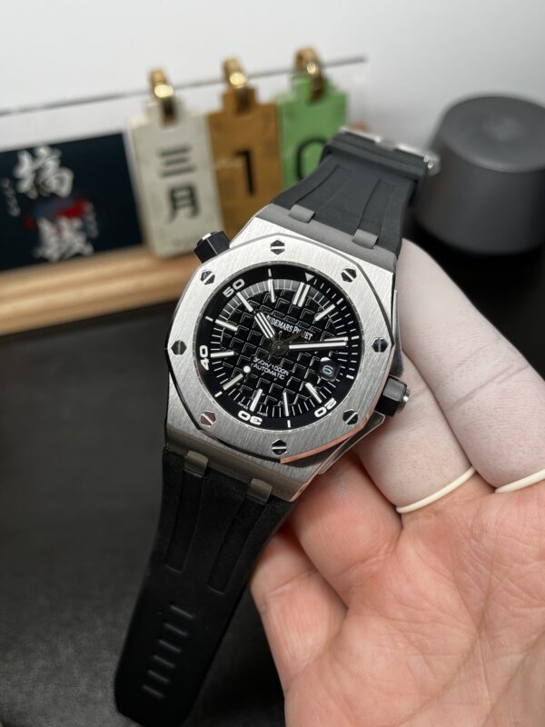 Audemars Piguet Watch 15710