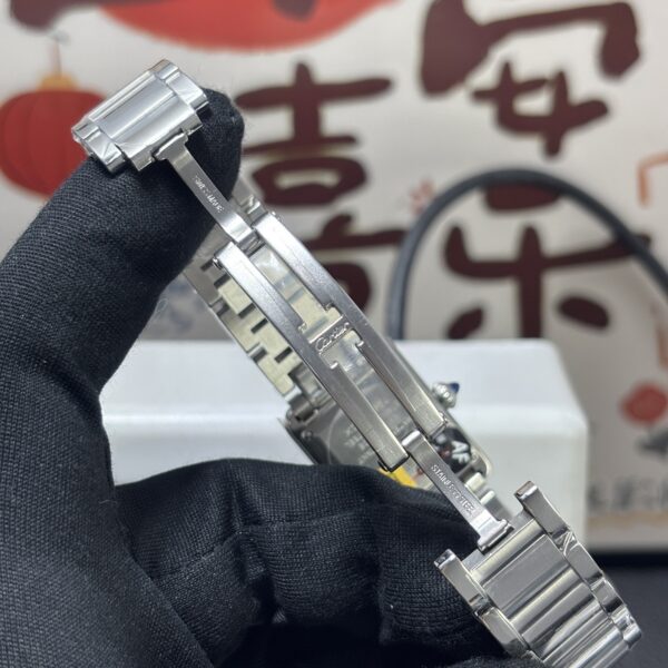 Cartier Tank (TANK)