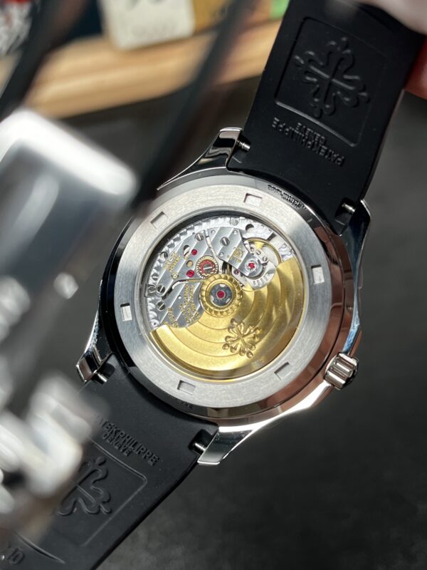 Patek Philippe Aquanaut (AQUANAUT) Black