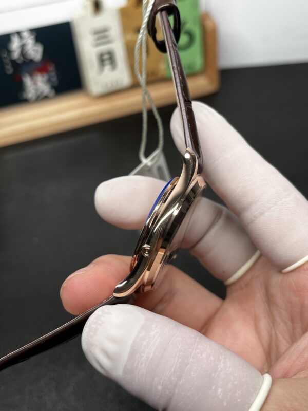 Jaeger-LeCoultre Watch (COMPLICATIONS)