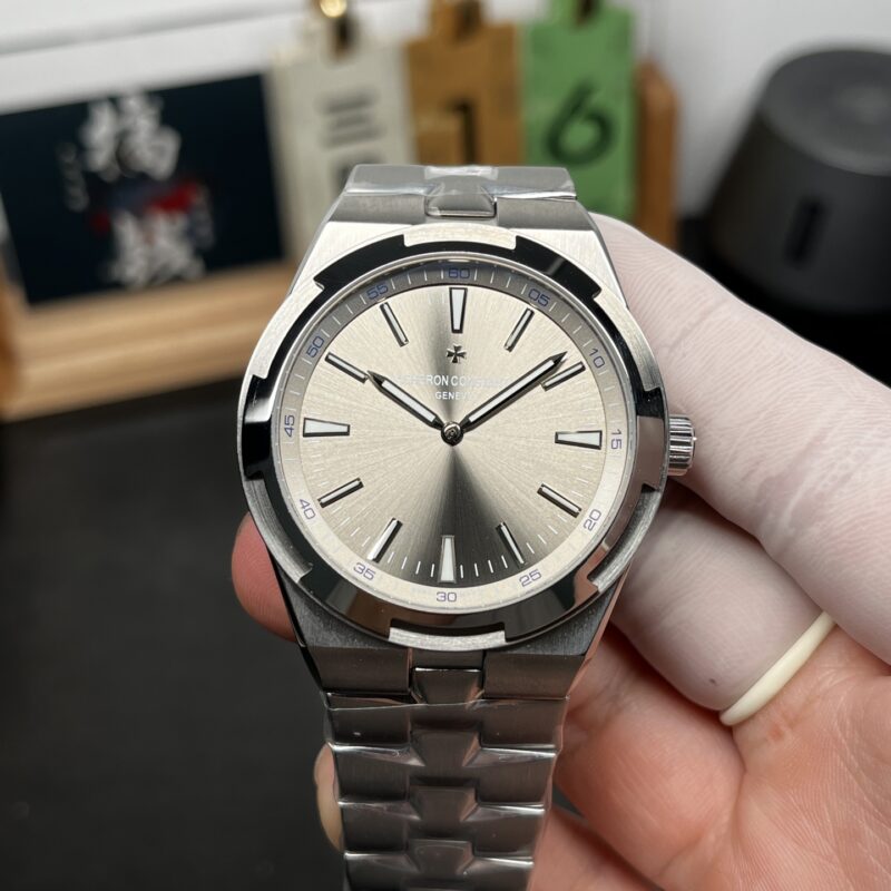 i1773598381797_5748_0_0.jpg Vacheron Constantin Overseas (OVERSEAS) Gray