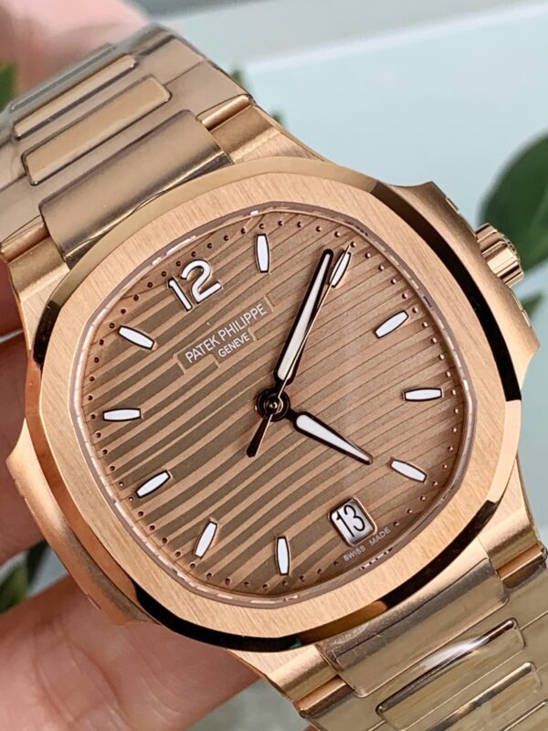 Patek Philippe Nautilus 7118