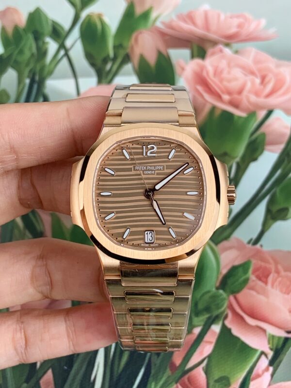 Patek Philippe Nautilus 7118