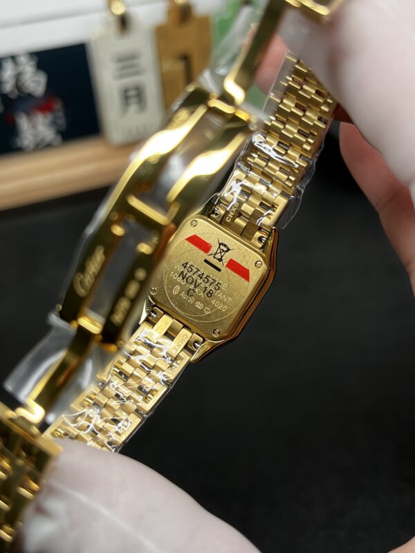 Cartier Panthere (PANTHERE)